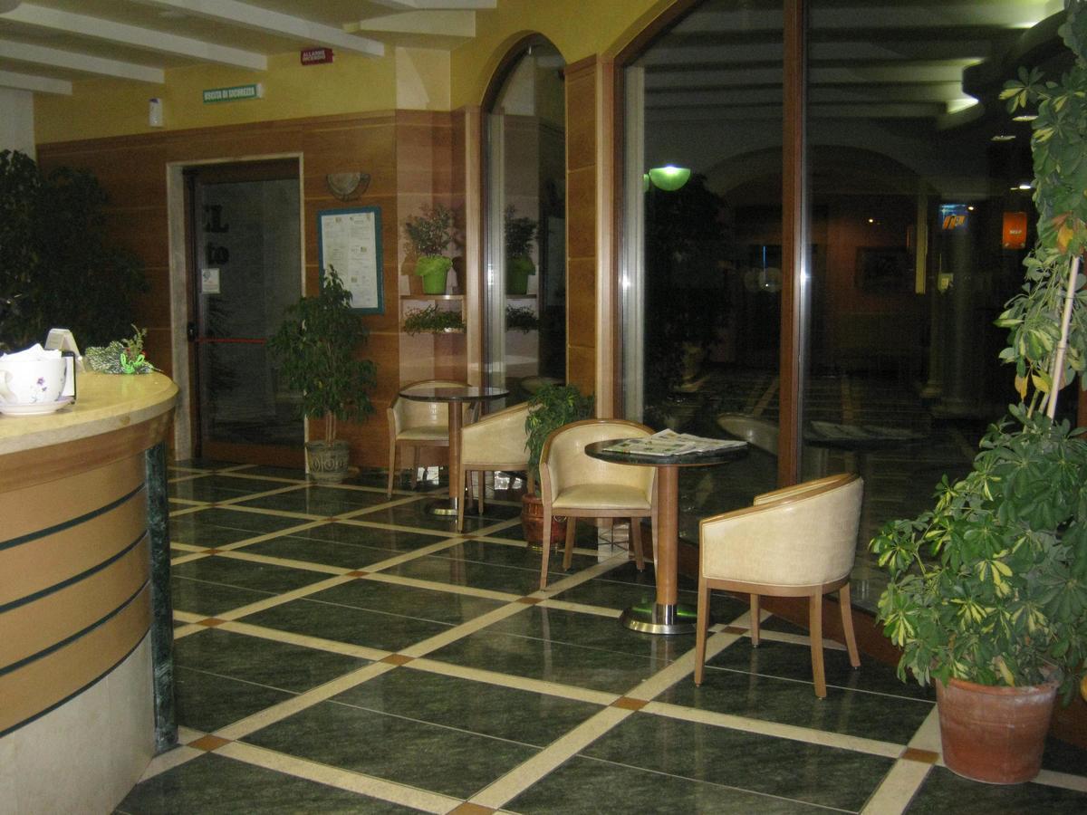 Hotel Villa D'Evoli Castropignano ภายนอก รูปภาพ